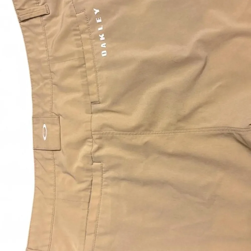 Oakley tan cream